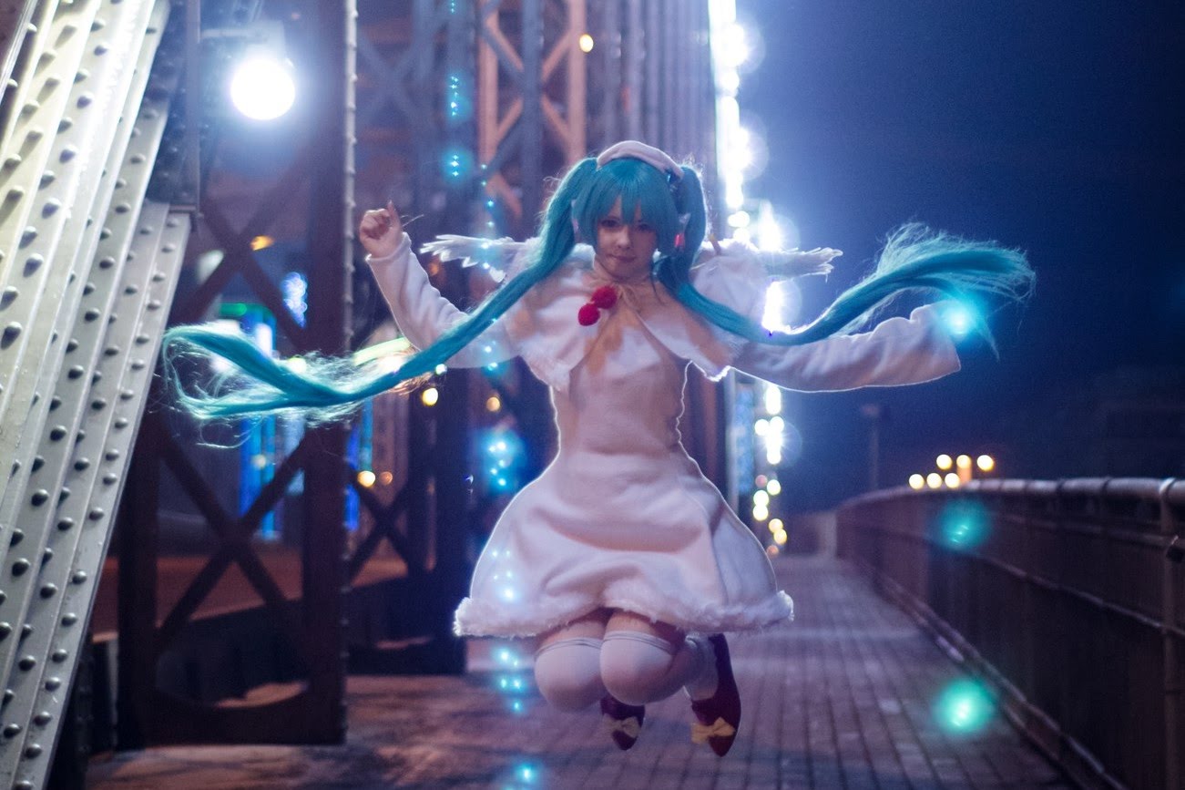 Cute Hatsune Miku Japanese Cosplayer 39