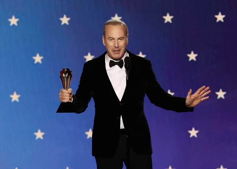 Bob Odenkirk recibe el premio a mejor actor en una serie dramática