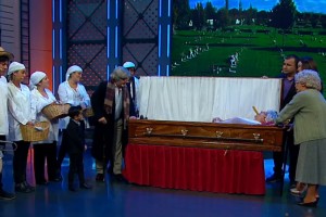 Un particular funeral se vivió en "Morandé con Compañía"