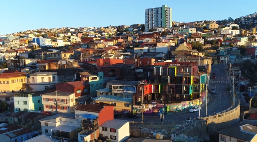 ¡Disfruta de la belleza de Valparaíso desde el aire!