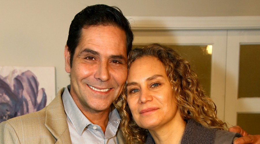 ¿Qué los une hace 25 años?: Juan Falcón y Viviana Rodríguez desmenuzan singular relación fuera de pantalla
