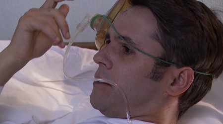 Carlos despertó del coma