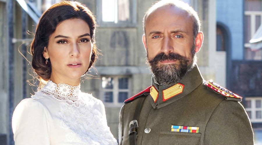 Este lunes vuelve a Mega la pareja más querida de las teleseries turcas en Eres mi vida
