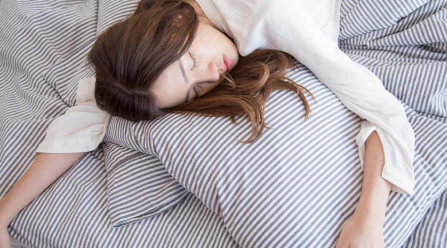 #5Tips: Adelanta el horario de dormir para no sufrir con el cambio de hora
