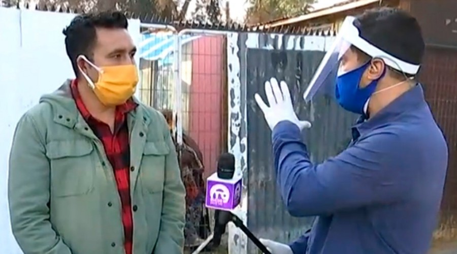 Familia en Cerro Navia confinada por Covid-19: "No tenían los medios para hacer las muestras de todos"