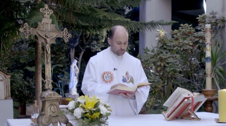 Misa en tu casa: Revive la misa del tercer domingo de Pascua