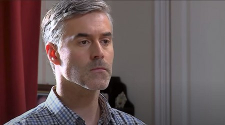 Catalina pone a Luciano entre la espada y la pared