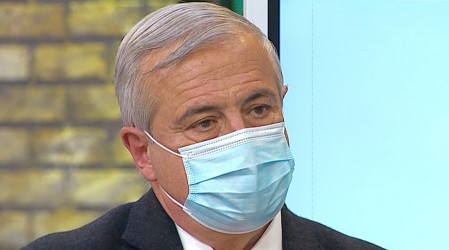 Ministro Mañalich en MG: "Nos preparamos para el peor número imaginable"