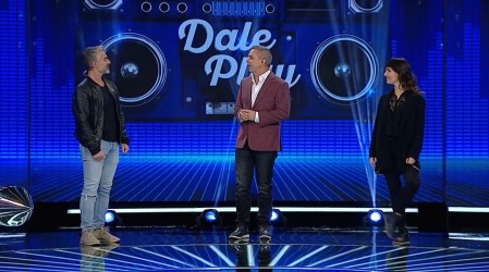 Carlos Díaz y María José Bello demostraron sus conocimientos musicales en "Dale Play"