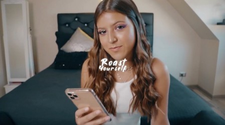 #RoastYourselfChallenge: Ignacia Antonia lanza su primer videoclip