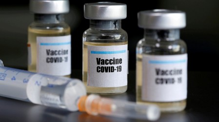 Vacuna contra Covid-19: Compañía espera disponibilizar mil millones de dosis en 2021