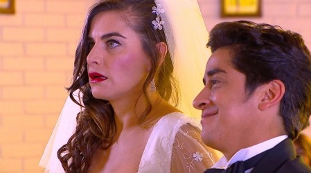 Stella y Goyo llegan al altar