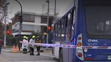 Peatona murió atropellada por bus del Transantiago en Las Condes