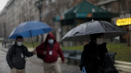 Michelle Adam actualiza efectos del sistema frontal y anuncia que la lluvia seguirá en la zona central