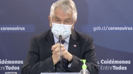 Ministro de salud en nuevo balance diario: "Hay una reducción de 14% de casos confirmados a nivel nacional"