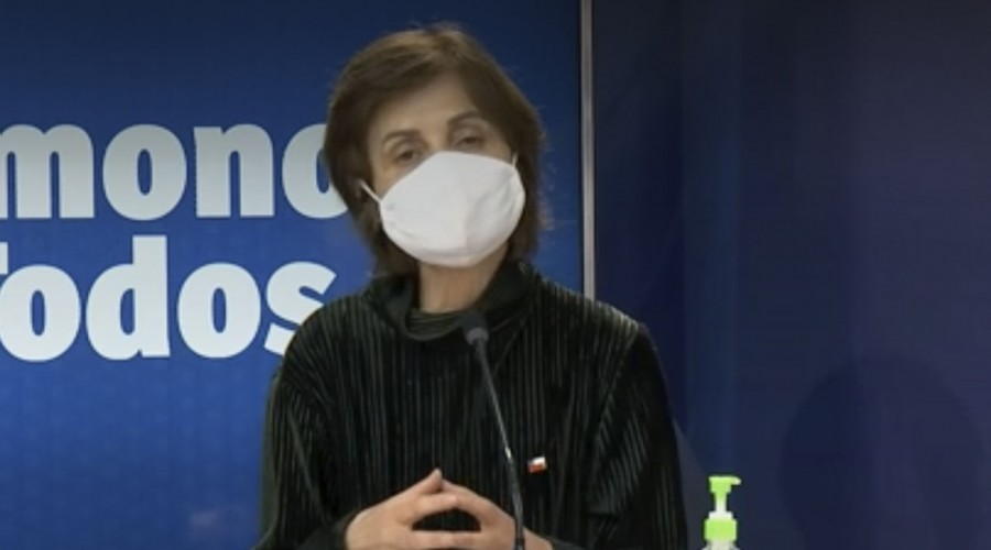 Toma de muestras en domicilio: "Pueden llamar a la Seremi o comunicarse con su Cesfam si es un caso probable"
