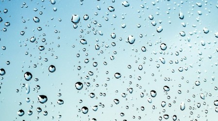 Fuerte lluvia en Santiago y zona centro sur del país: Se esperan tormentas eléctricas