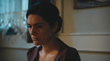 Cevdet quiere impedir el compromiso de Azize y Tevfik (Parte 2)