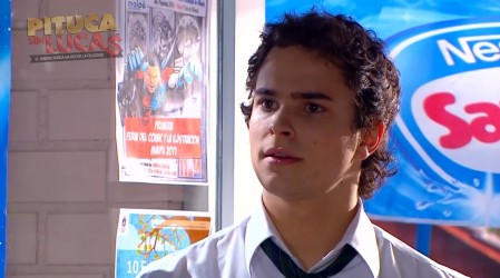 Fidel escucha como Benjamín reta a Margarita