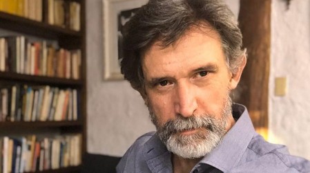 Francisco Melo contó que "terminaba llorando" después de leer algunos capítulos de Historias de Cuarentena