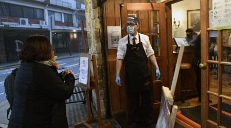 Así se inició el desconfinamiento en Valdivia: Comercio a 25% de su capacidad