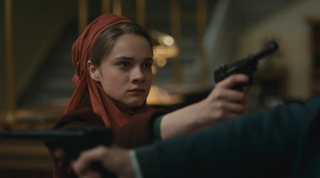 Hilal amenaza a  León con un arma (Parte 2)