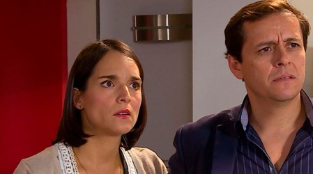 Álvaro y Julieta buscan a Carolina