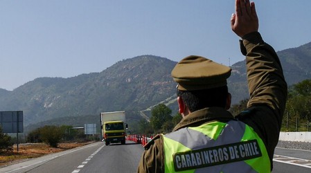 Fiestas Patrias: Permiso especial para comunas en Fase 2 puede ser utilizado sólo una vez