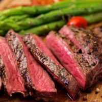 Los cortes de carne recomendados para una parrilla rica y económica