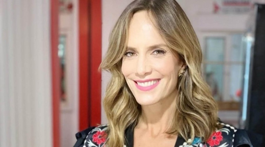 Diana Bolocco sorprendió al panel con su "cajetilla challenge"