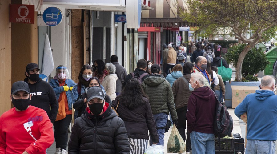 Estas son las comunas de la Región Metropolitana que avanzan a Apertura Inicial