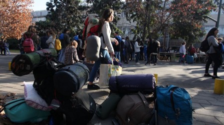 Sueldos desde $518.000 mensuales: Servicio País ofrece trabajo a jóvenes en zonas aisladas