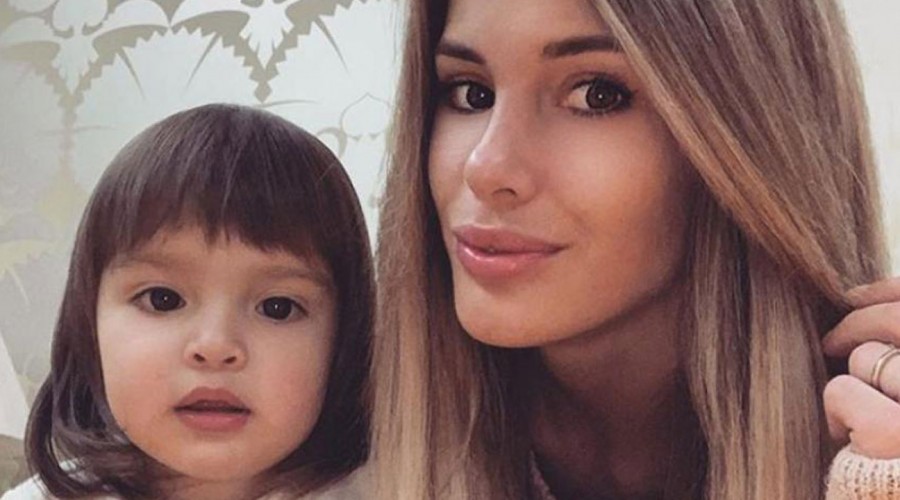 'Son igualitas': Gala Caldirola sorprende con match de look con su pequeña hija