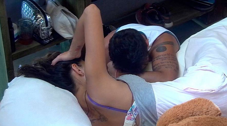 Óscar rompió en llanto