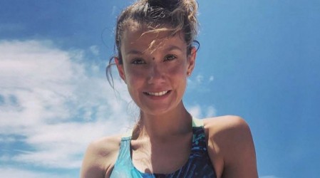 "¿Qué es felicidad? Aquí mi repuesta": Mónica Soto se luce en bikini en paradisíaco #tbt