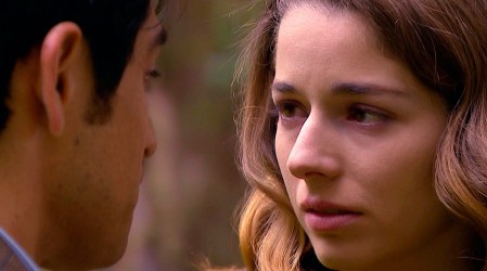 Camilo quiere recuperar a María Elsa