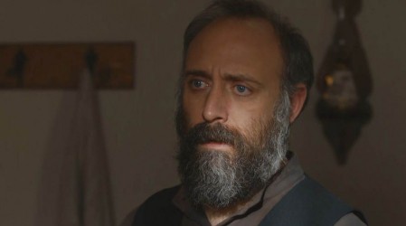 Cevdet sabe que algo esconde Azize (Parte 1)