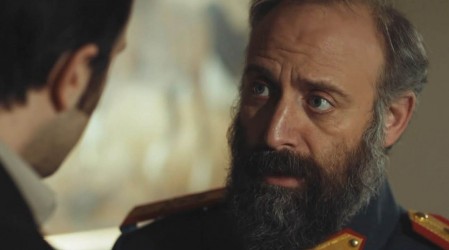 Cevdet sabe que algo esconde Azize (Parte 2)