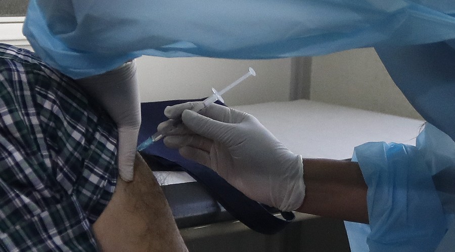 Vacuna contra el coronavirus: Presidente Piñera espera que vacunación comience 'los próximos días y semanas'