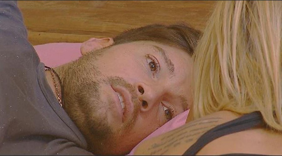 Luis demostró sus celos a Oriana