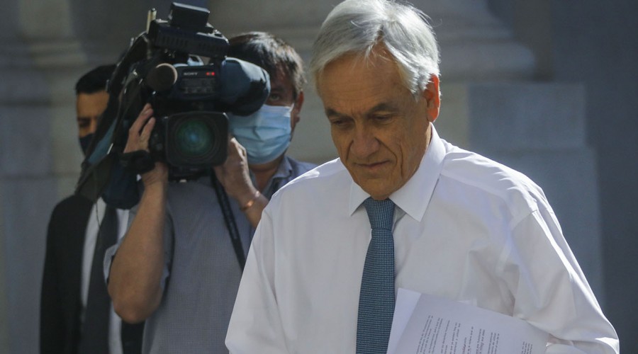 "La vacuna va a ser voluntaria y gratuita": Presidente Piñera informó que llegarán 20 mil dosis en diciembre