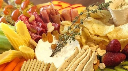 "Tablas Buen Paladar": El emprendimiento que ofrece variedad en cóctel gourmet para celebrar este fin de año