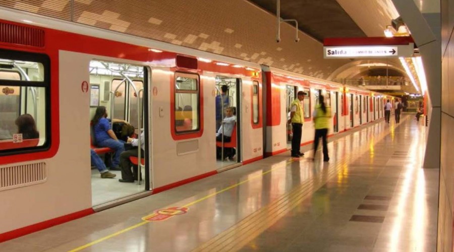 Revisa cómo funcionará el transporte público en Santiago este 25 de diciembre