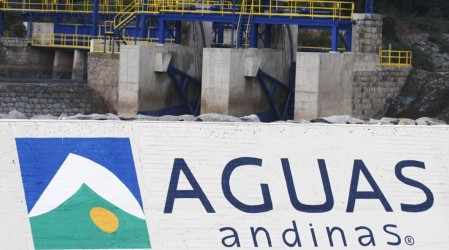 Cierran proceso judicial por cortes de 2016 y 2017: Aguas Andinas compensará a más de un millón de clientes