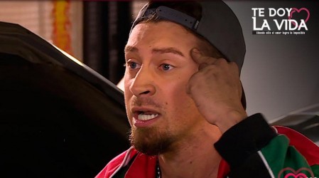 Avance: Ayrton confesará a Fabián lo que siente por Yoana