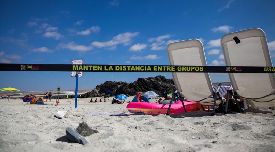 Gobierno busca restringir aforo en las playas del país