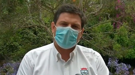 Fiesta clandestina en Cachagua: Alcalde de Zapallar anunció querella contra los que resulten responsables