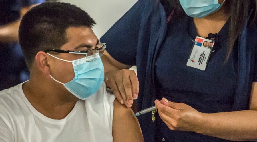 Vacunación contra el coronavirus: Revisa si te corresponde en febrero