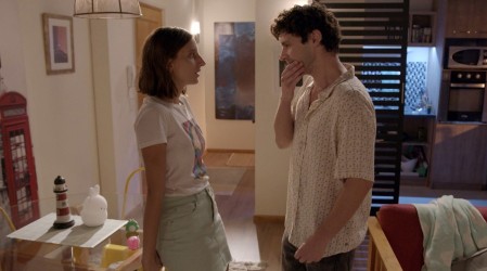 Julián y Cata fueron interrumpidos por Esmeralda