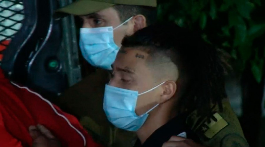 Cantante Pablo Chill-E quedó con arresto domiciliario y arraigo nacional tras infringir normas sanitarias Cantante Pablo Chill-E quedó con arresto domiciliario y arraigo nacional tras infringir normas sanitarias